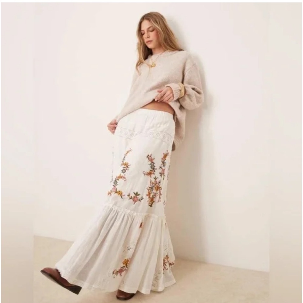 Free People Paradiso Maxi Skirt, Snow White, Floral Embroidery,‎ Size L, NWT